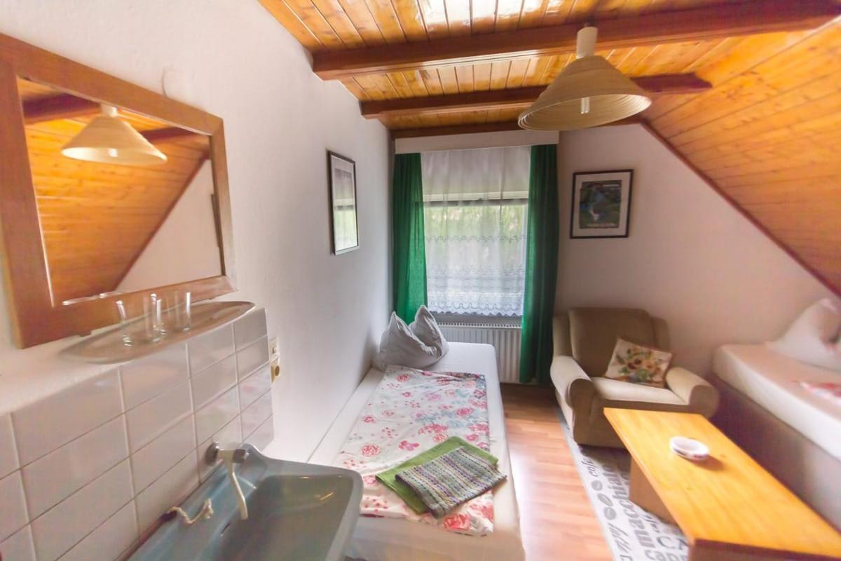 Pension Zum Taucher Gosen Exterior photo